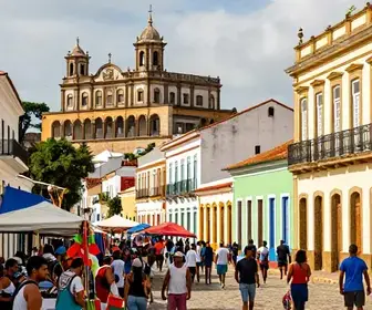 Explorando o Centro Histórico de Aquiraz: Cultura e Tradição no Litoral Leste Explorando o Centro Histórico de Aquiraz: Cultura e Tradição no Litoral Leste